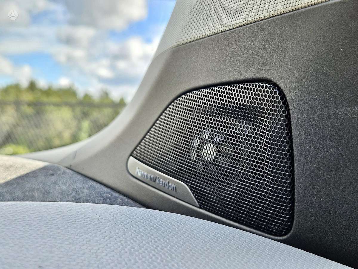 BMW i3s, Хэтчбек