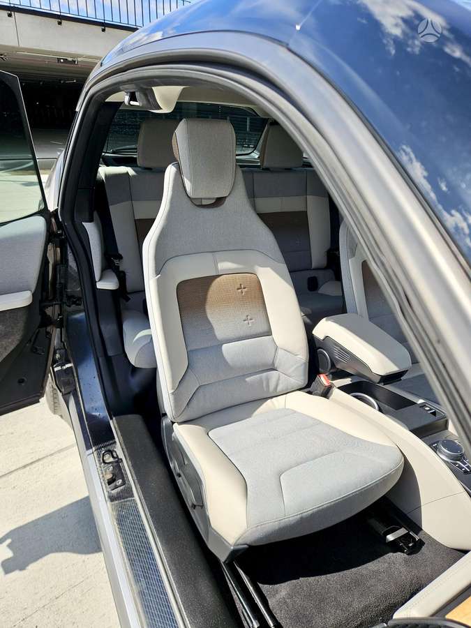 BMW i3s, hatchback