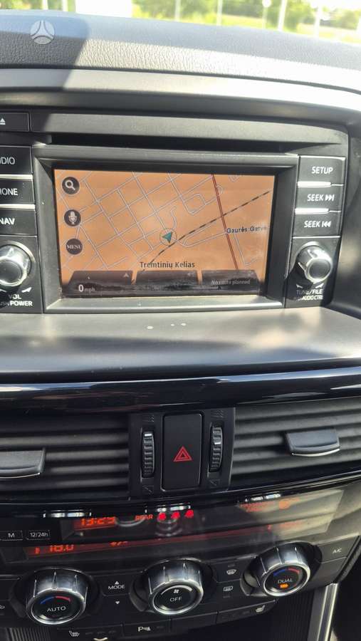 Mazda CX-5, 2.2 l., off-road / crossover