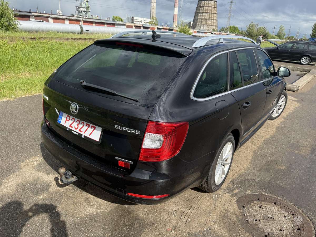Skoda Superb, 1.6 l., Универсал