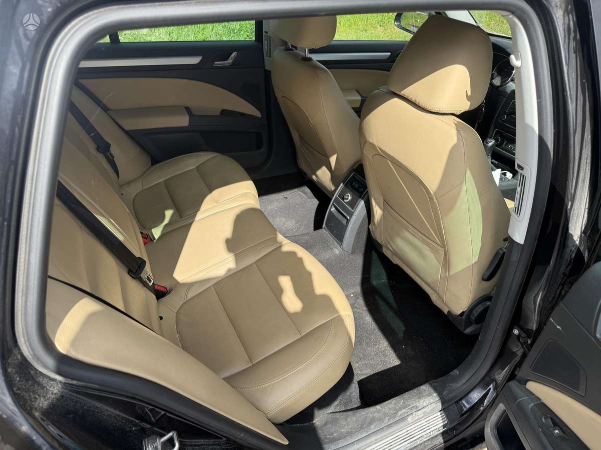 Skoda Superb, 1.6 l., Универсал
