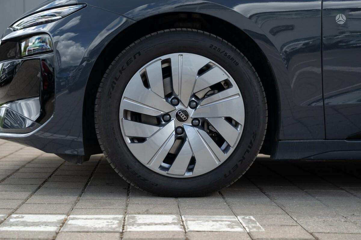 Audi A6 e-tron, sedanas