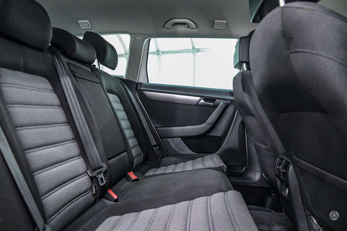 Volkswagen Passat, 2.0 l., Универсал