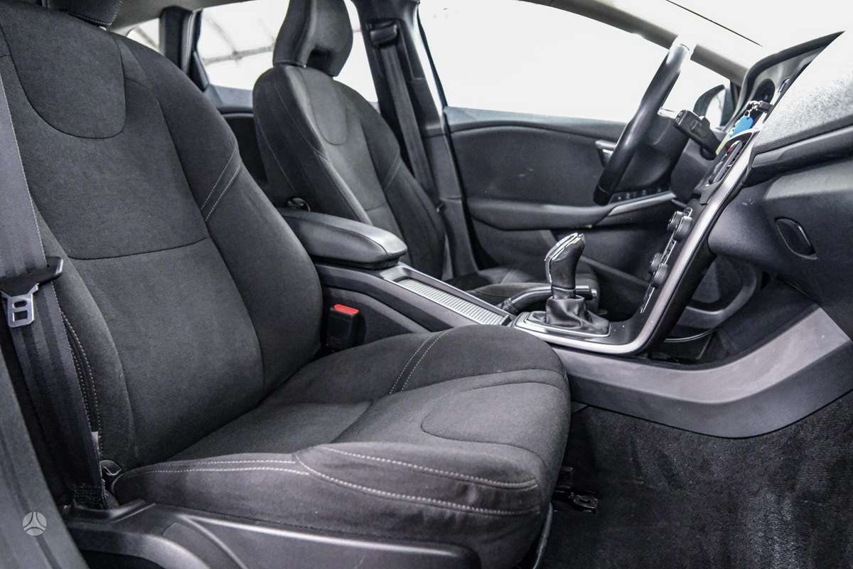 Volvo V40 - 12