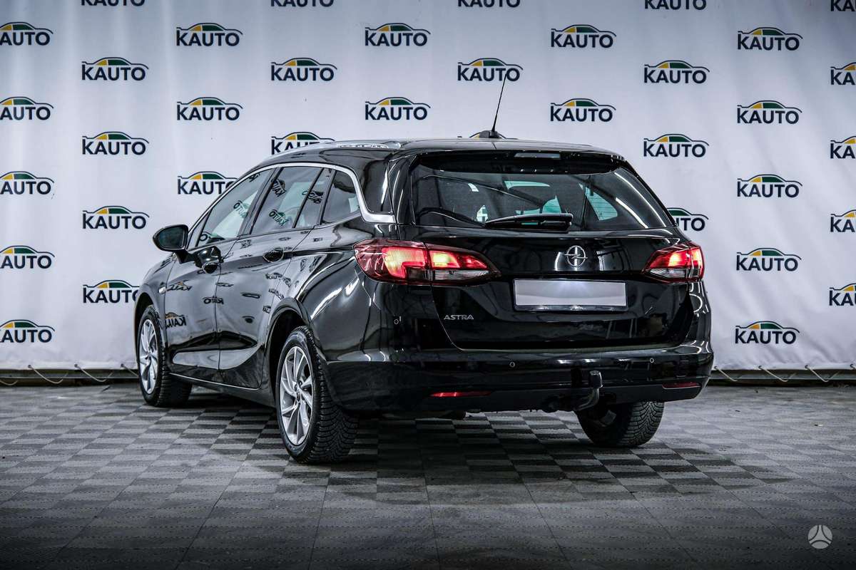 Opel Astra, 1.2 l., Универсал