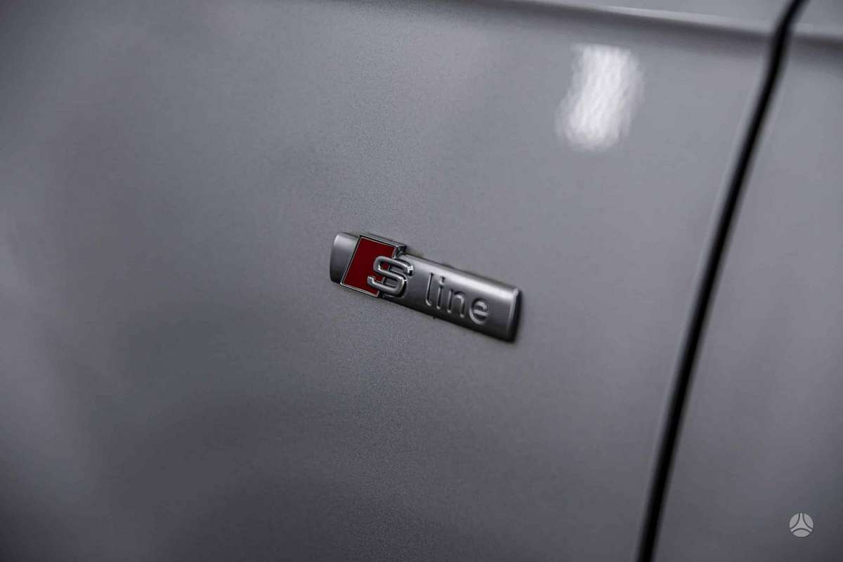 Audi A4, 1.8 l., Универсал