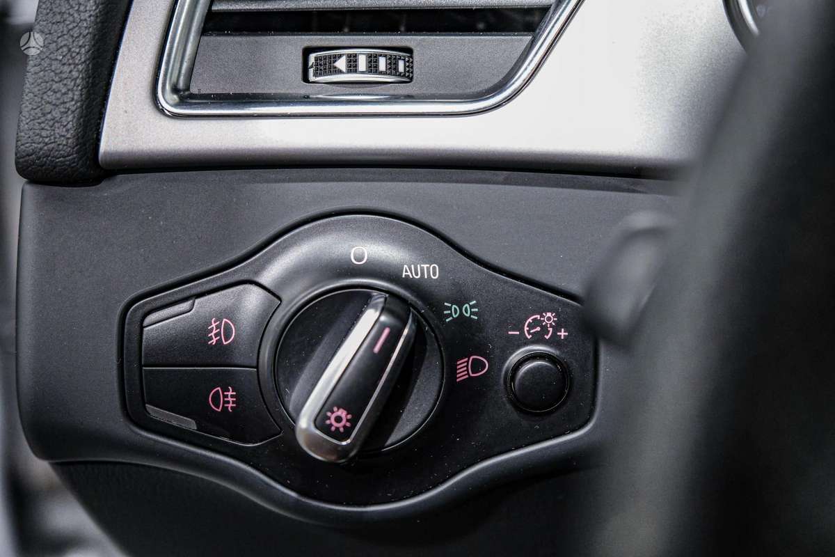 Audi A4, 1.8 l., Универсал