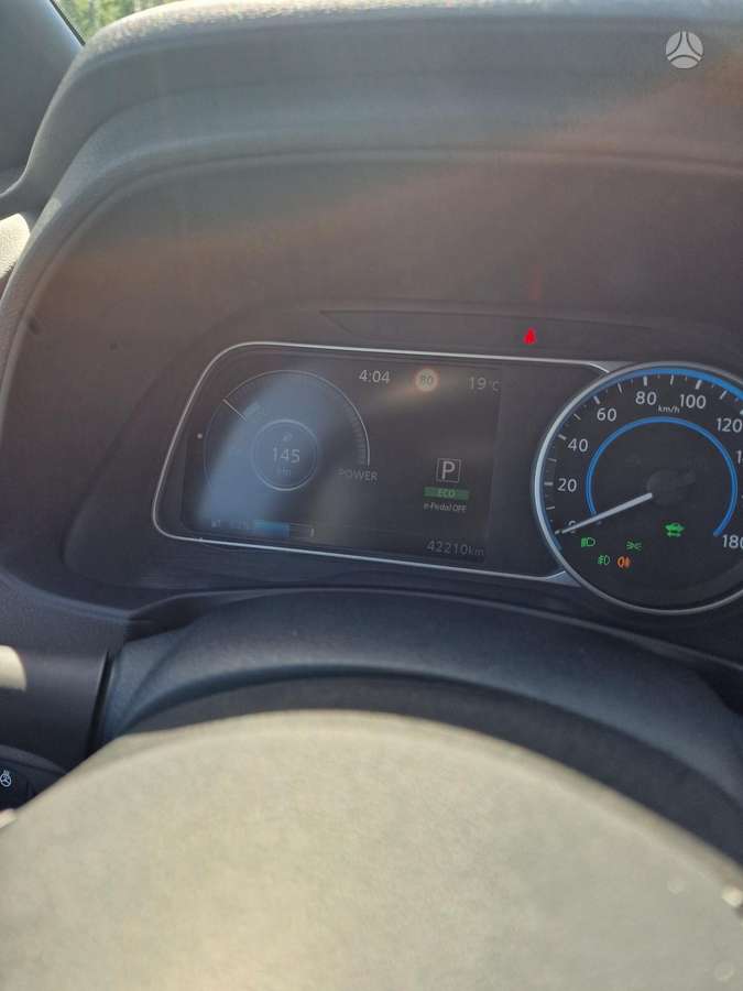 Nissan Leaf, 40 kWh, hatchback