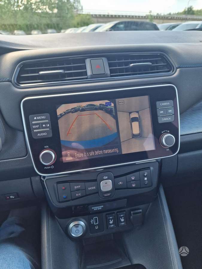 Nissan Leaf, 40 kWh, hatchback