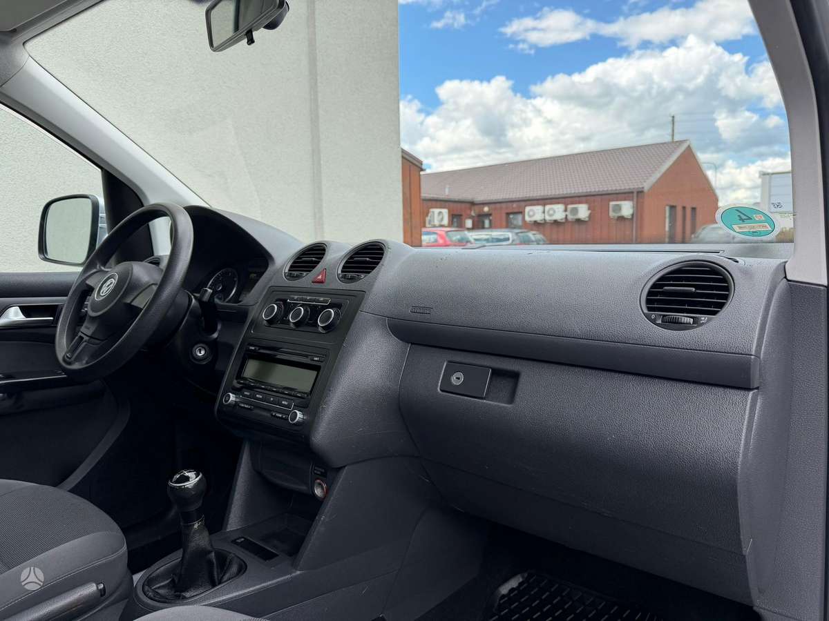 Volkswagen Caddy - 9
