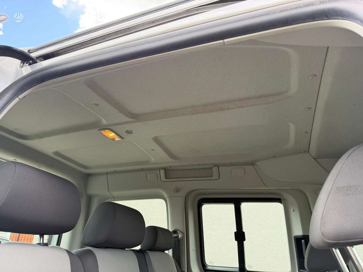 Volkswagen Caddy - 11
