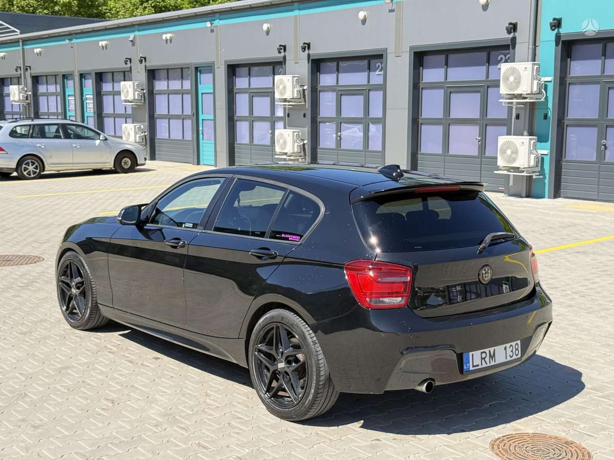 BMW 118, 2.0 l., hatchback