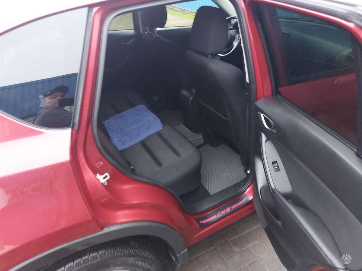 Mazda CX-5, 2.2 l., off-road / crossover