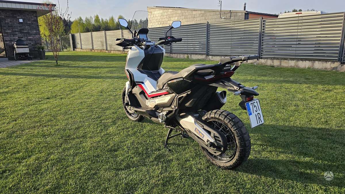 Honda X-ADV 750cc, мотороллеры / мопеды