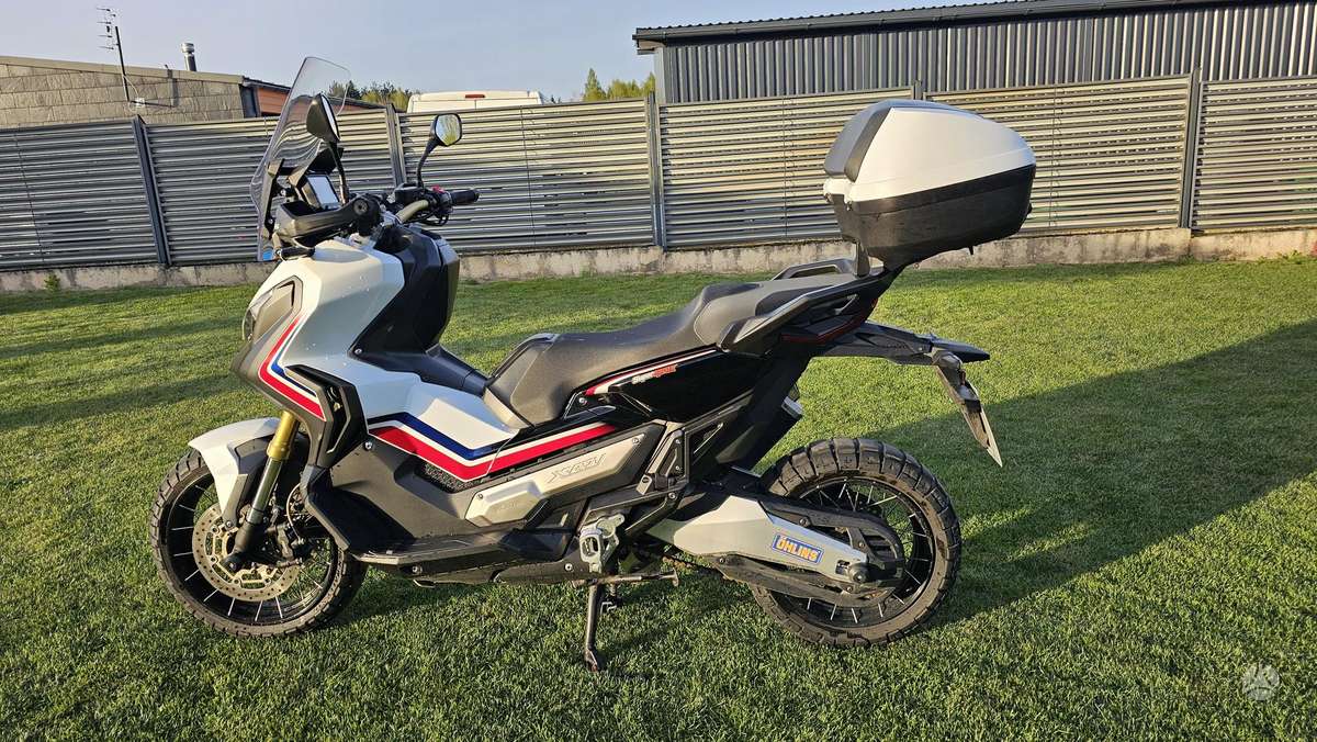 Honda X-ADV 750cc, мотороллеры / мопеды