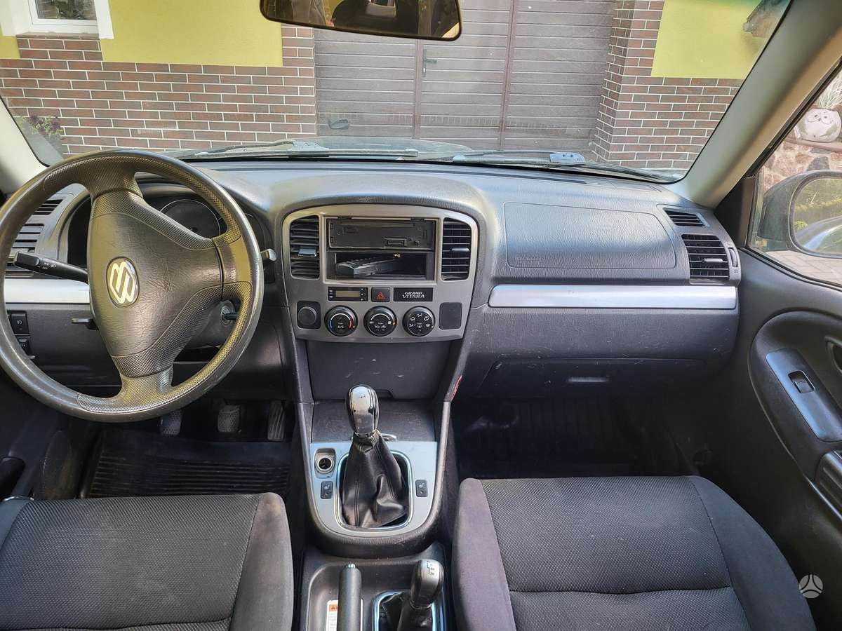 Suzuki Grand Vitara - 8