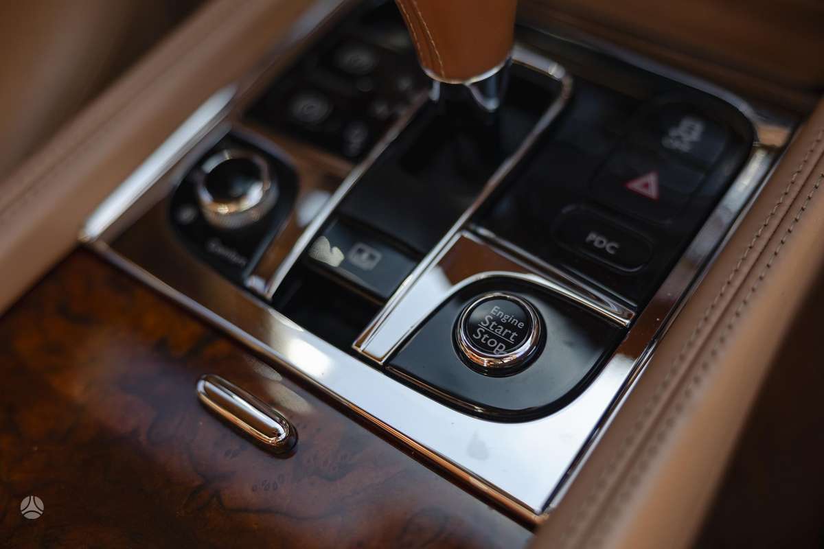 Bentley Mulsanne, sedanas