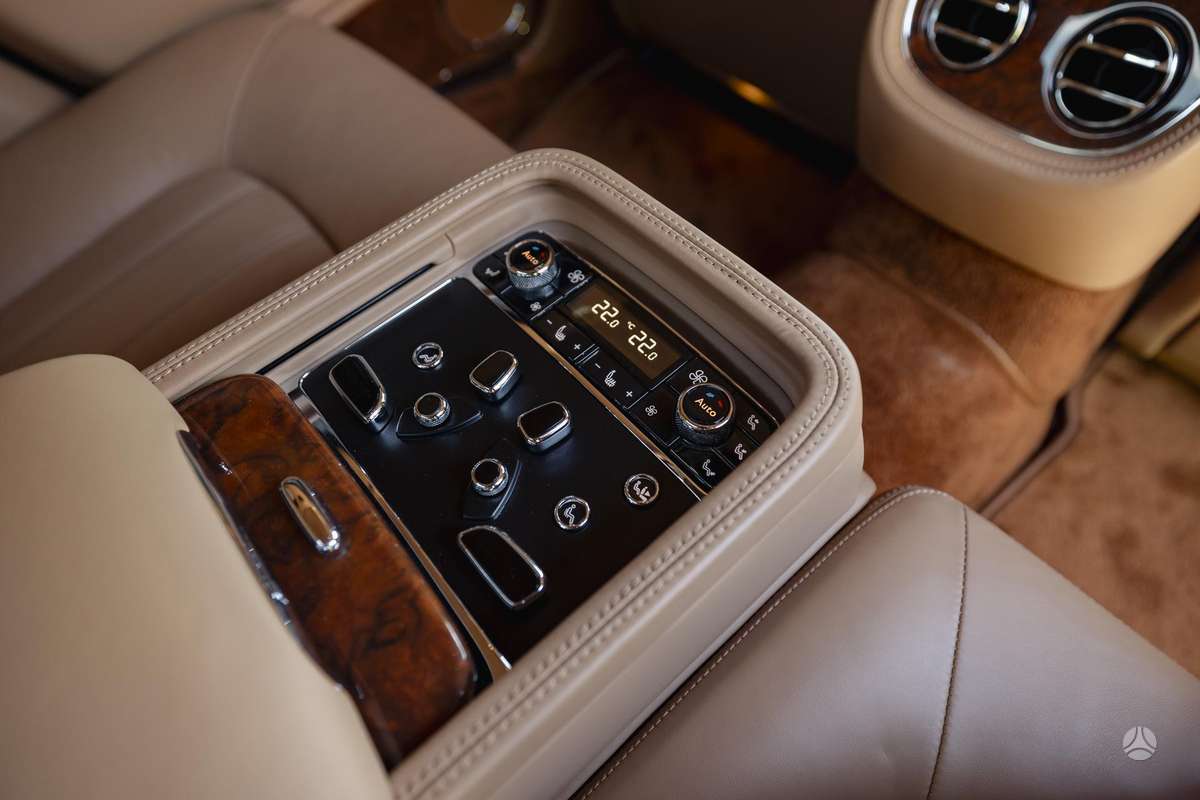 Bentley Mulsanne, sedanas