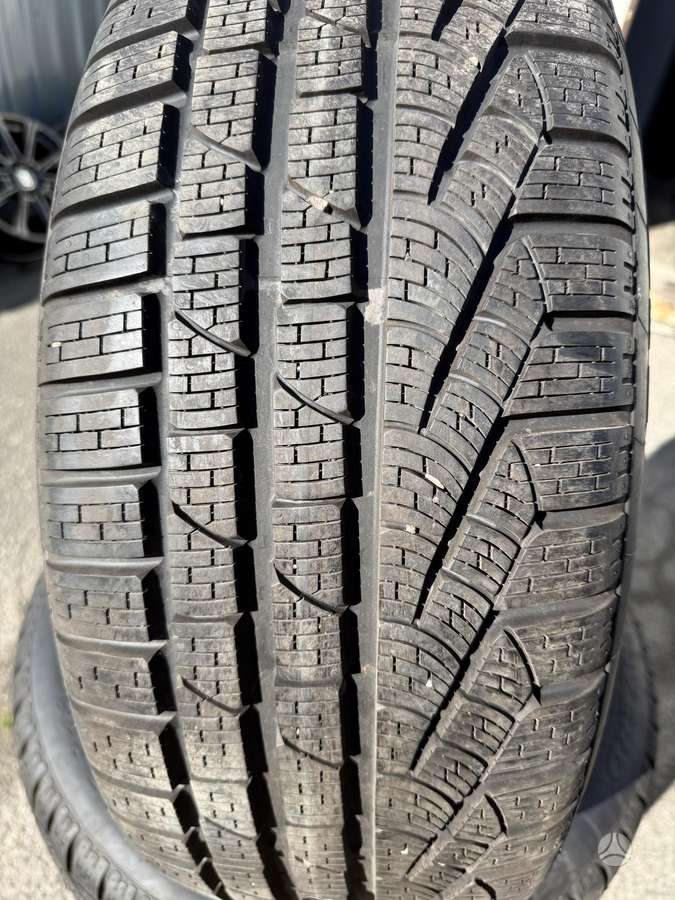 Pirelli, all-season 235/55 R18