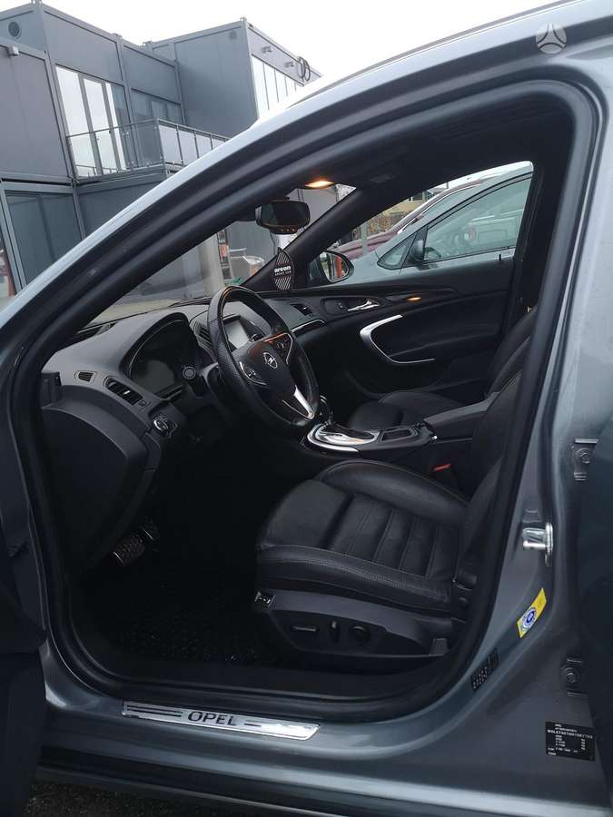 Opel Insignia, 2.0 l., universalas