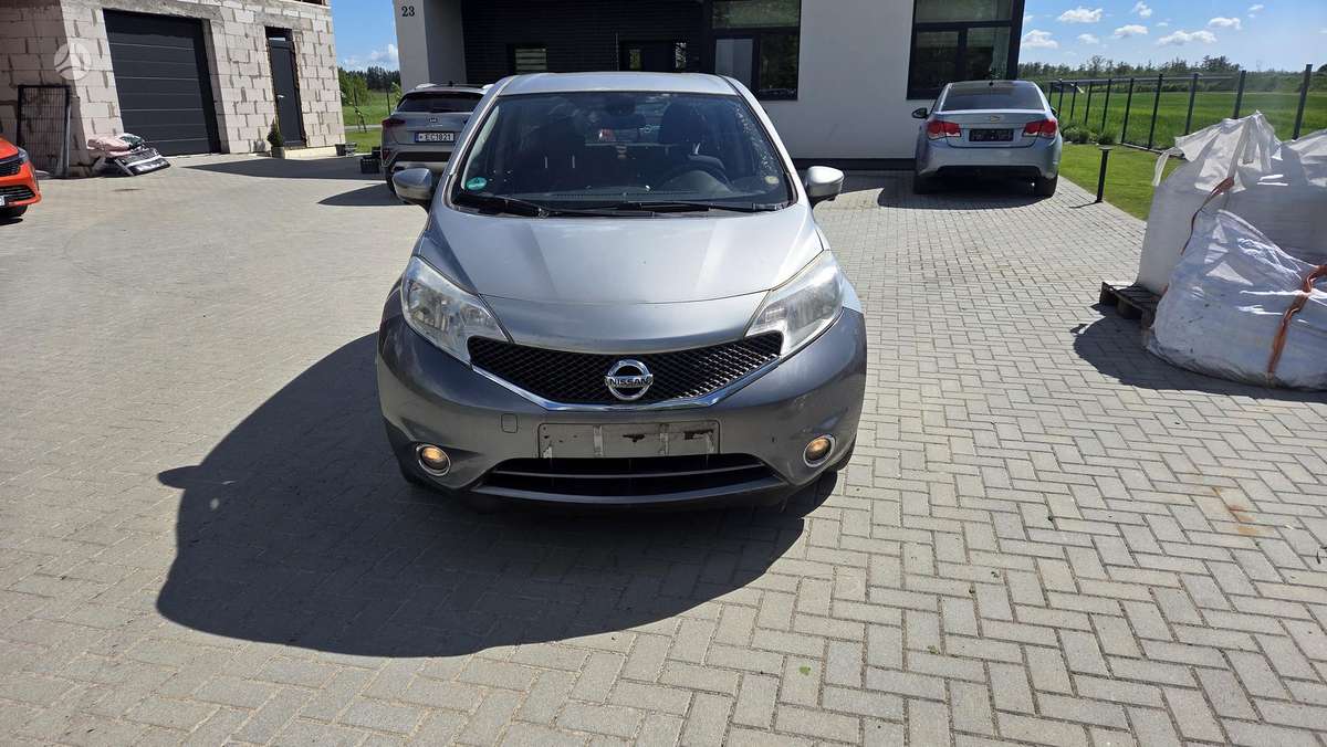 Nissan Note, 1.2 l., Хэтчбек