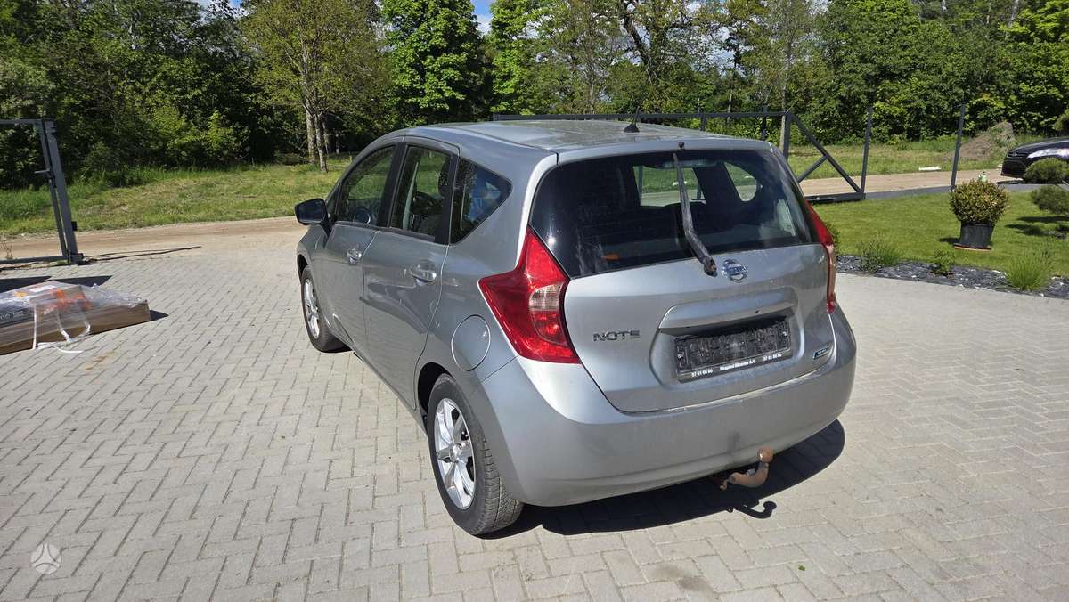 Nissan Note, 1.2 l., Хэтчбек