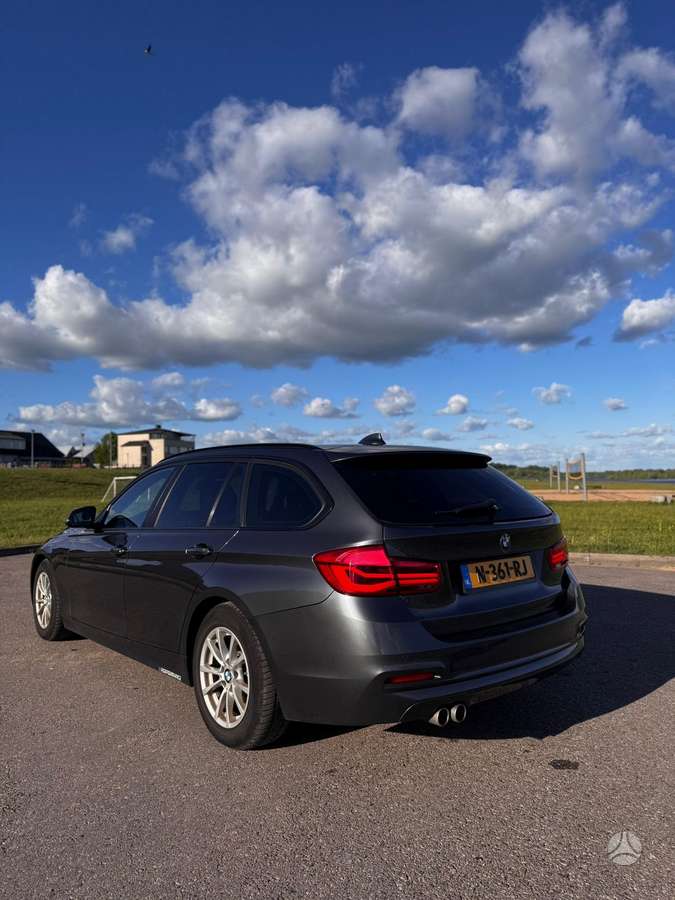 BMW 320, 2.0 l., wagon