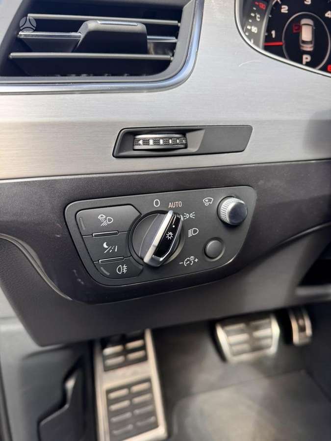 Audi Q7, 3.0 l., off-road / crossover