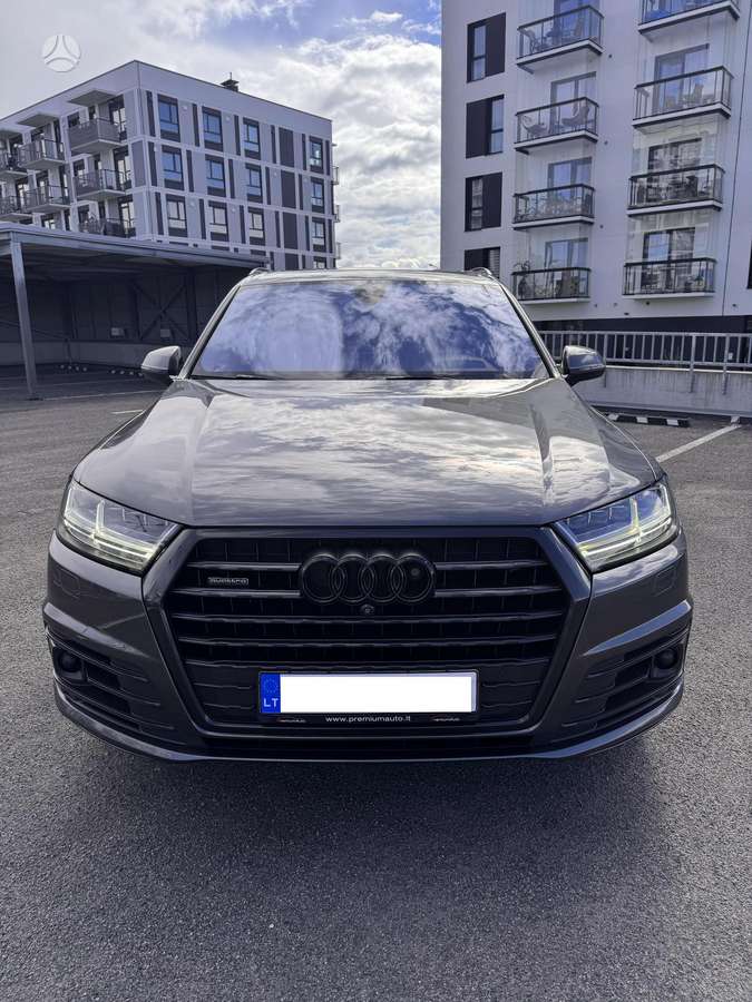 Audi Q7, 3.0 l., off-road / crossover