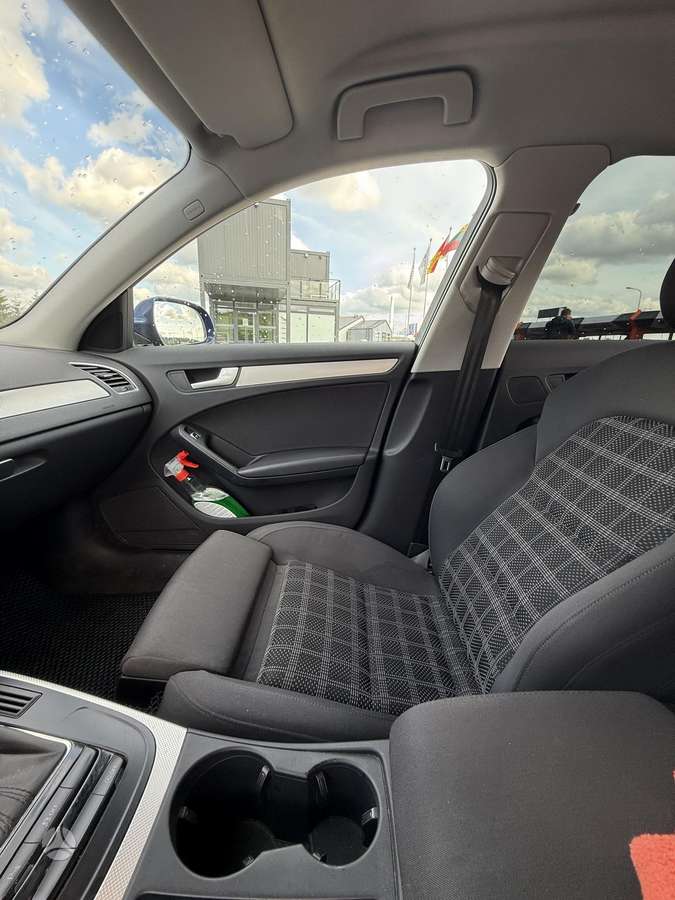 Audi A4, 2.0 l., Универсал