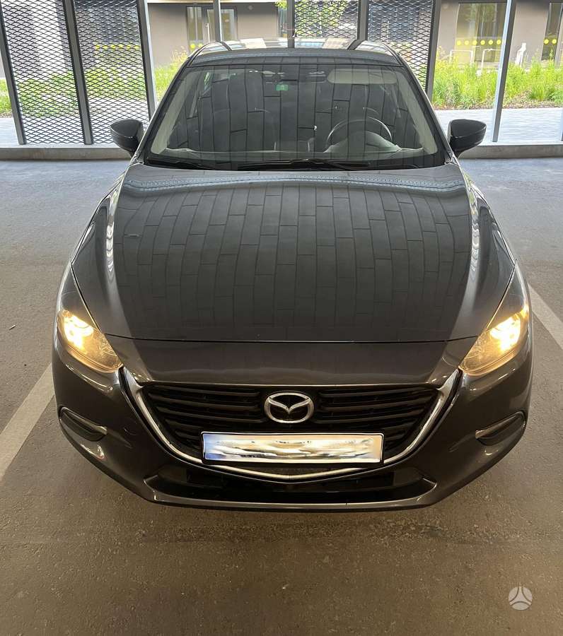 Mazda 3, 1.5 l., Хэтчбек