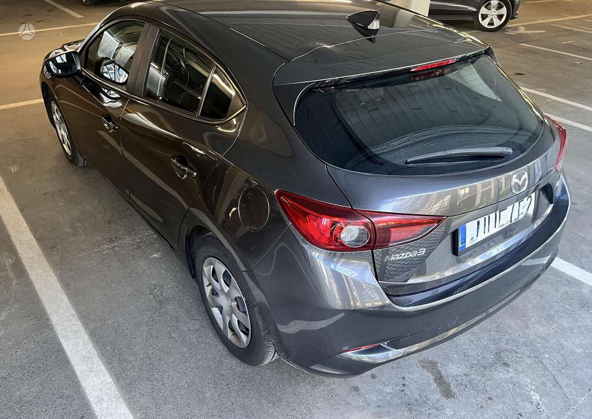 Mazda 3, 1.5 l., hatchback