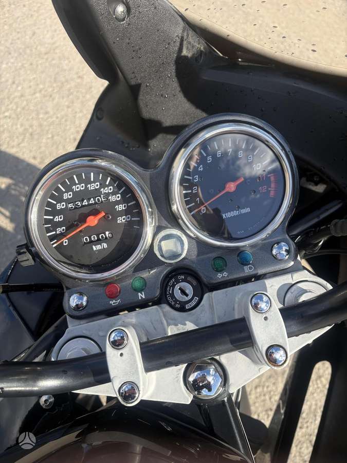 Suzuki GS 487cc, street / classic