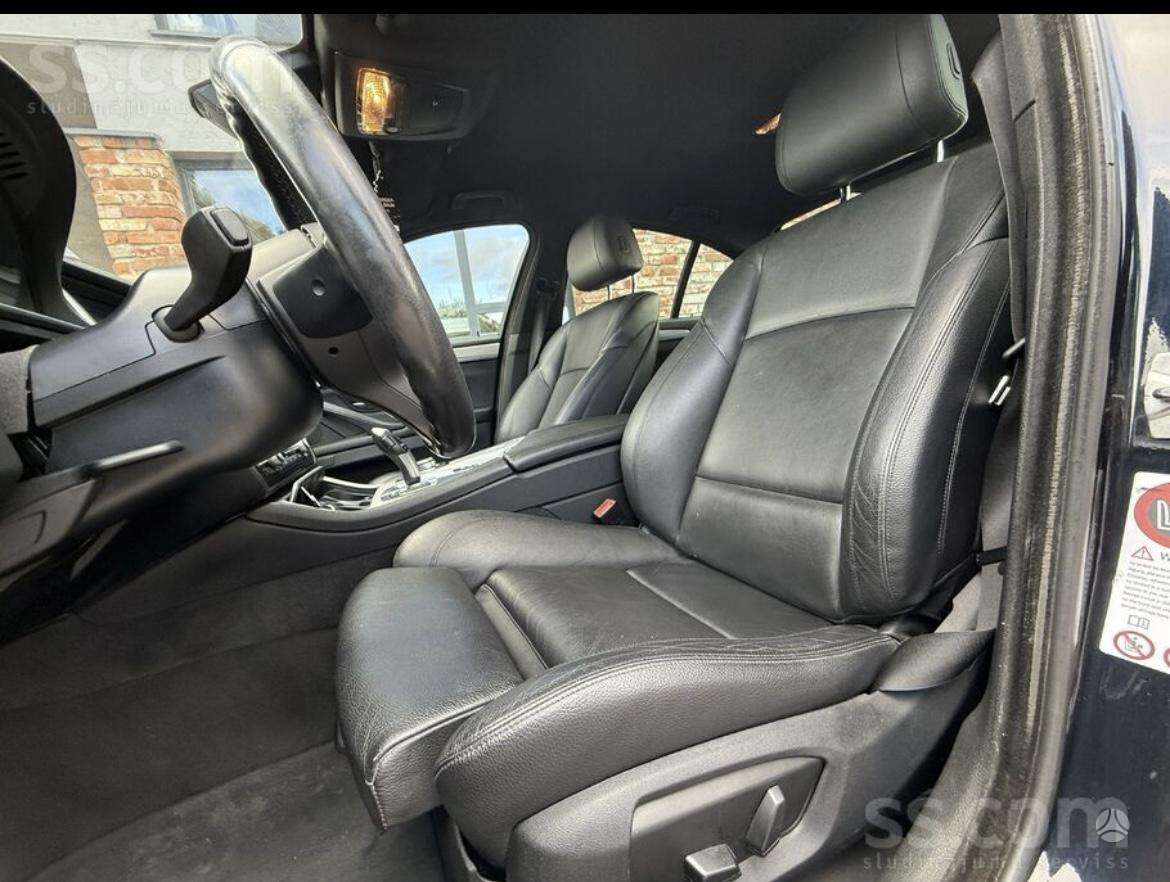 BMW 520, 2.0 l., Седан