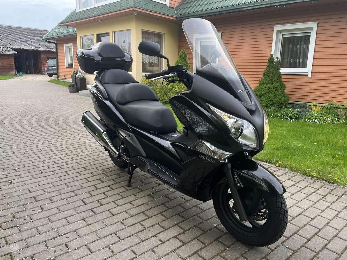 Honda Silverwing 400cc, scooters / mopeds