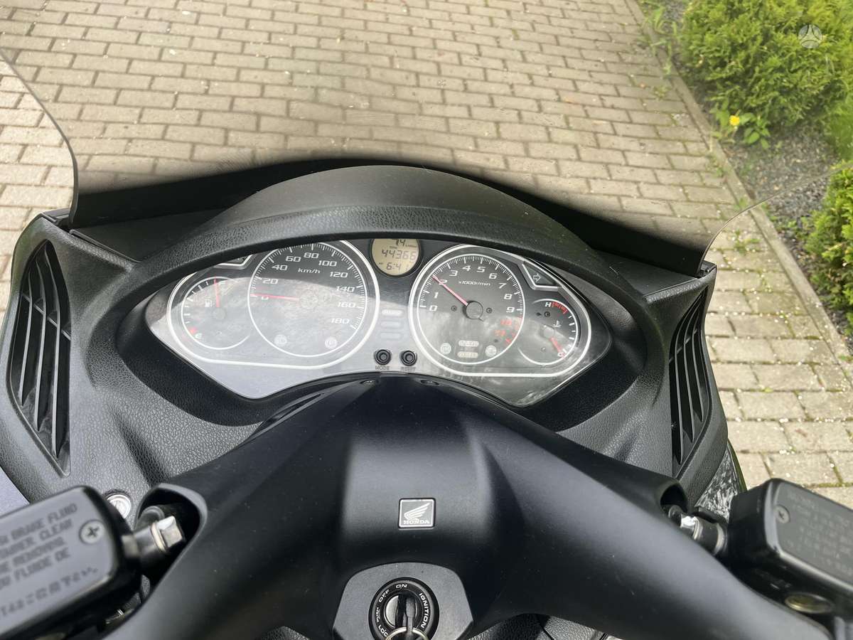 Honda Silverwing 400cc, scooters / mopeds