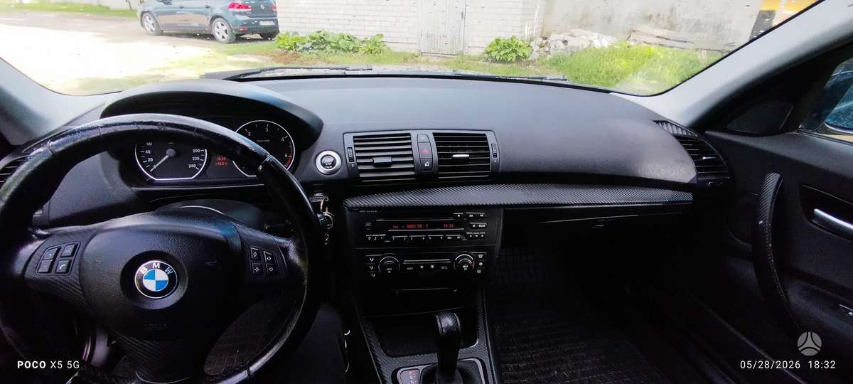 BMW 120, 2.0 l., hatchback