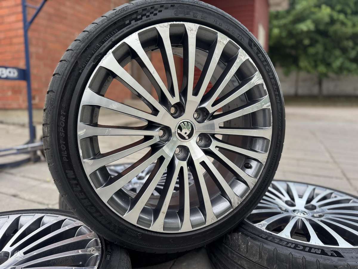Skoda SUPERB, легкосплавные , R18