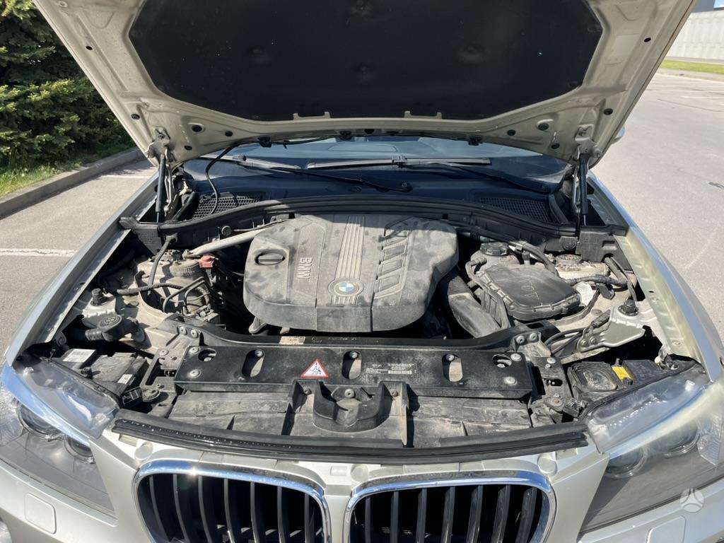 BMW X3, 2.0 l., off-road / crossover
