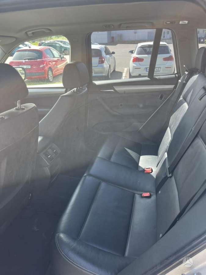 BMW X3, 2.0 l., off-road / crossover