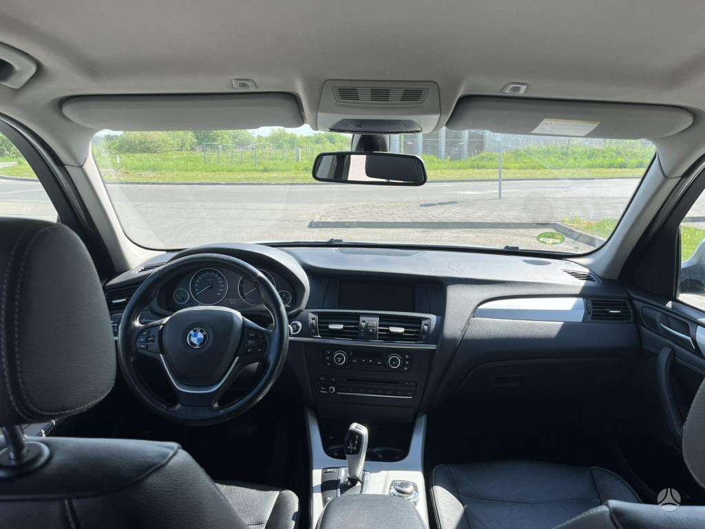 BMW X3, 2.0 l., off-road / crossover