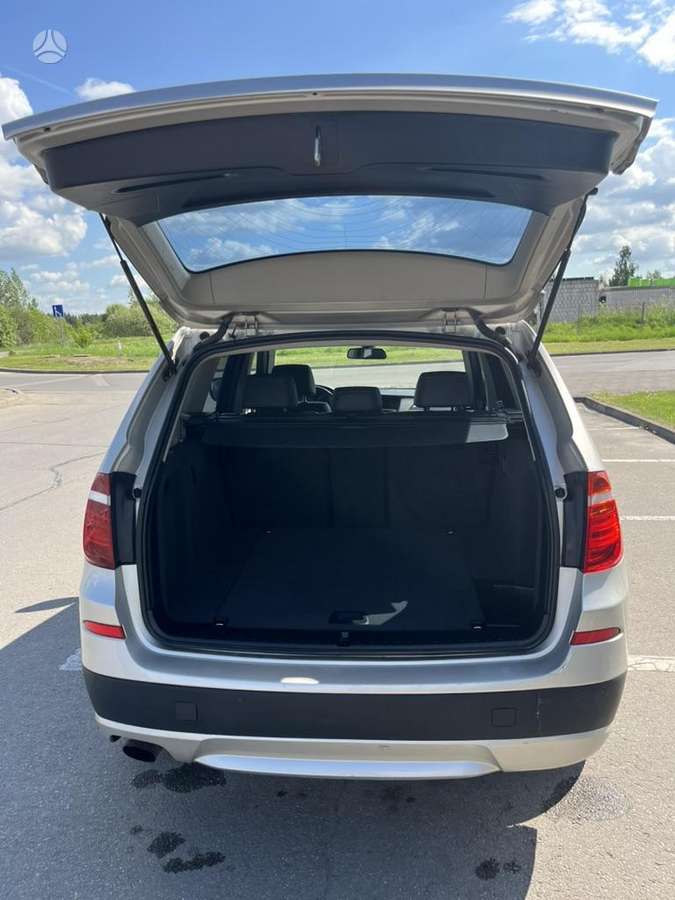 BMW X3, 2.0 l., off-road / crossover
