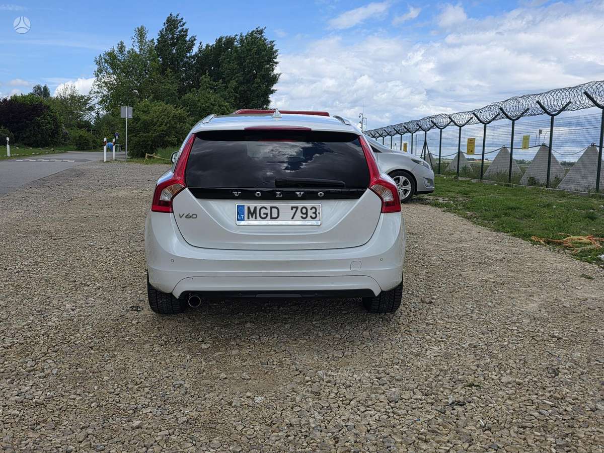 Volvo V60 - 8