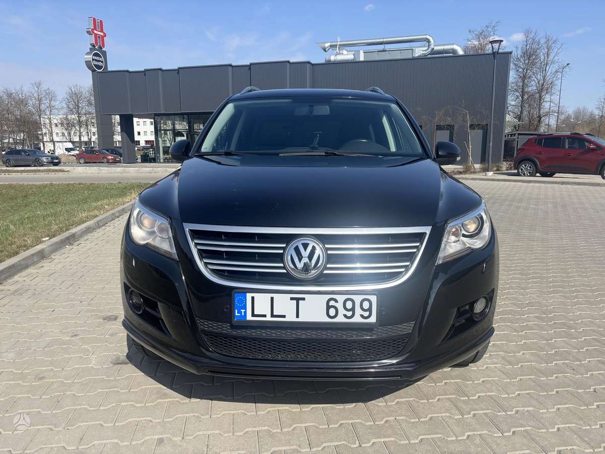 Volkswagen Tiguan - 5