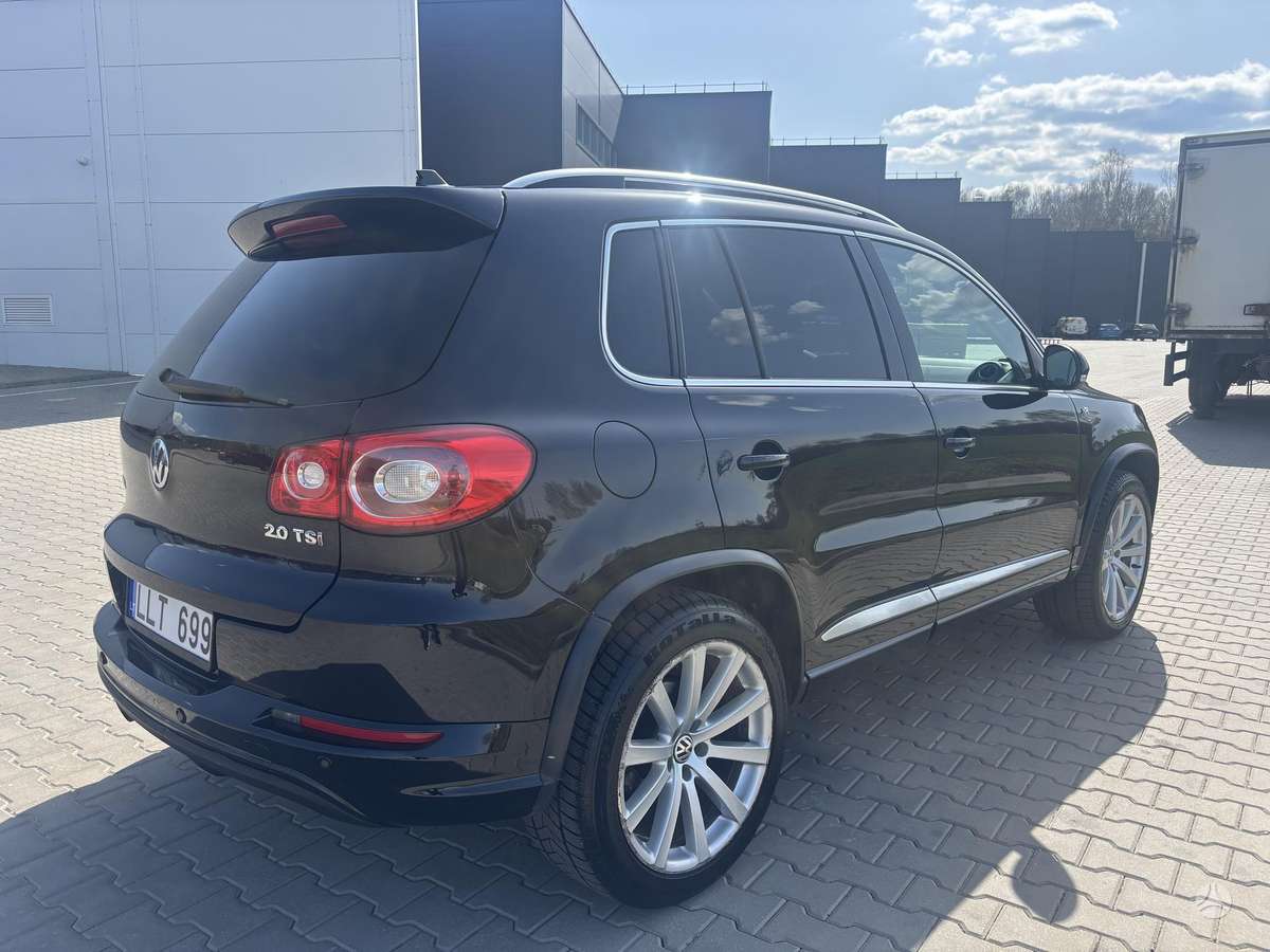 Volkswagen Tiguan - 4