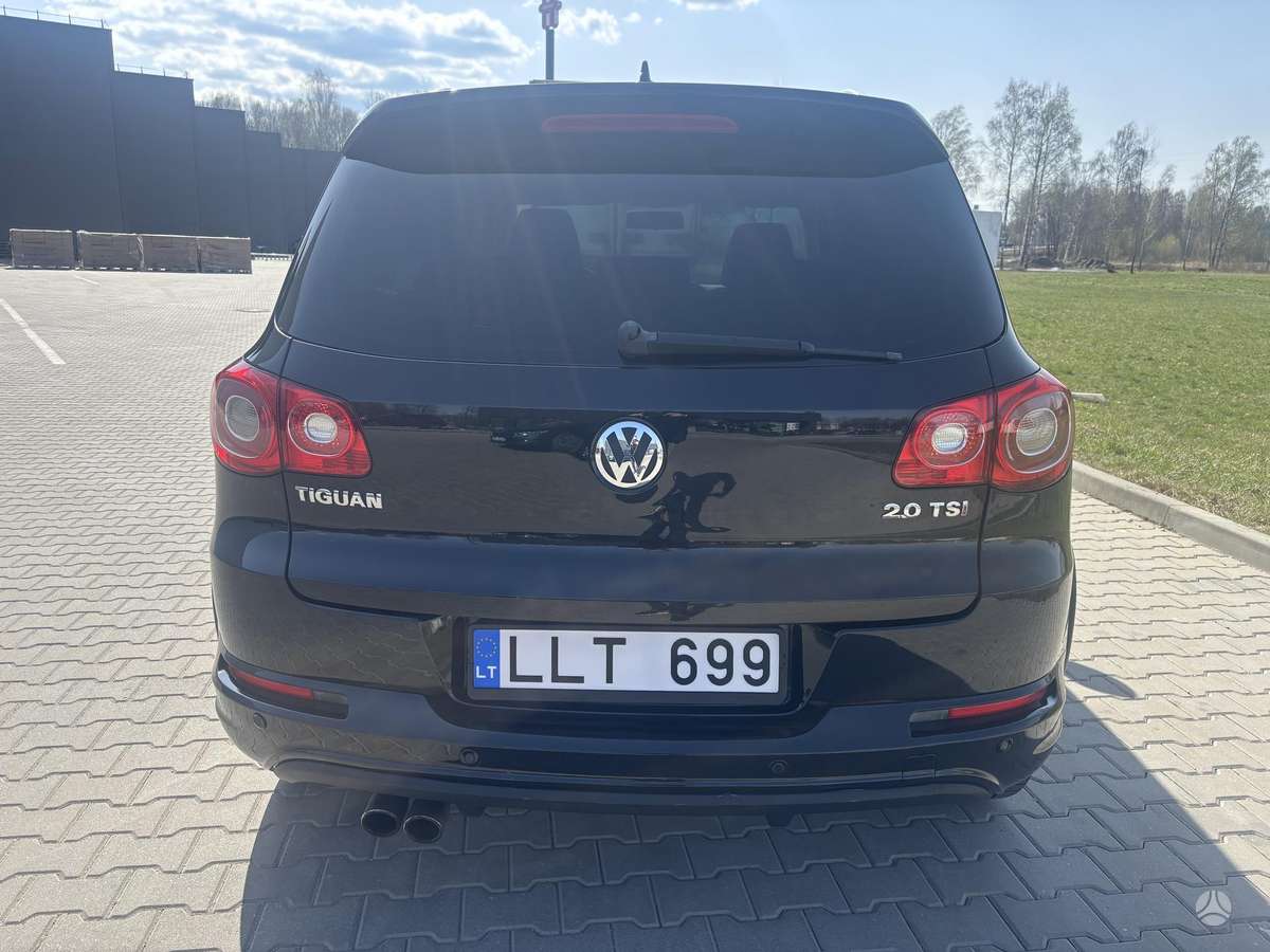 Volkswagen Tiguan - 7