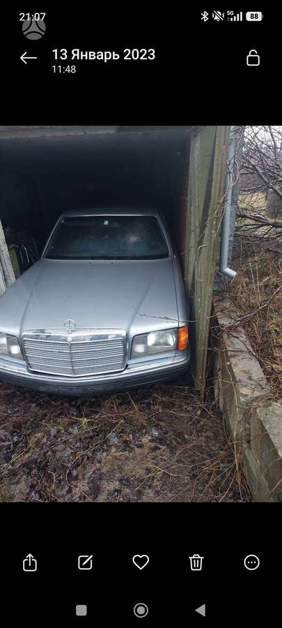 Mercedes-Benz 300