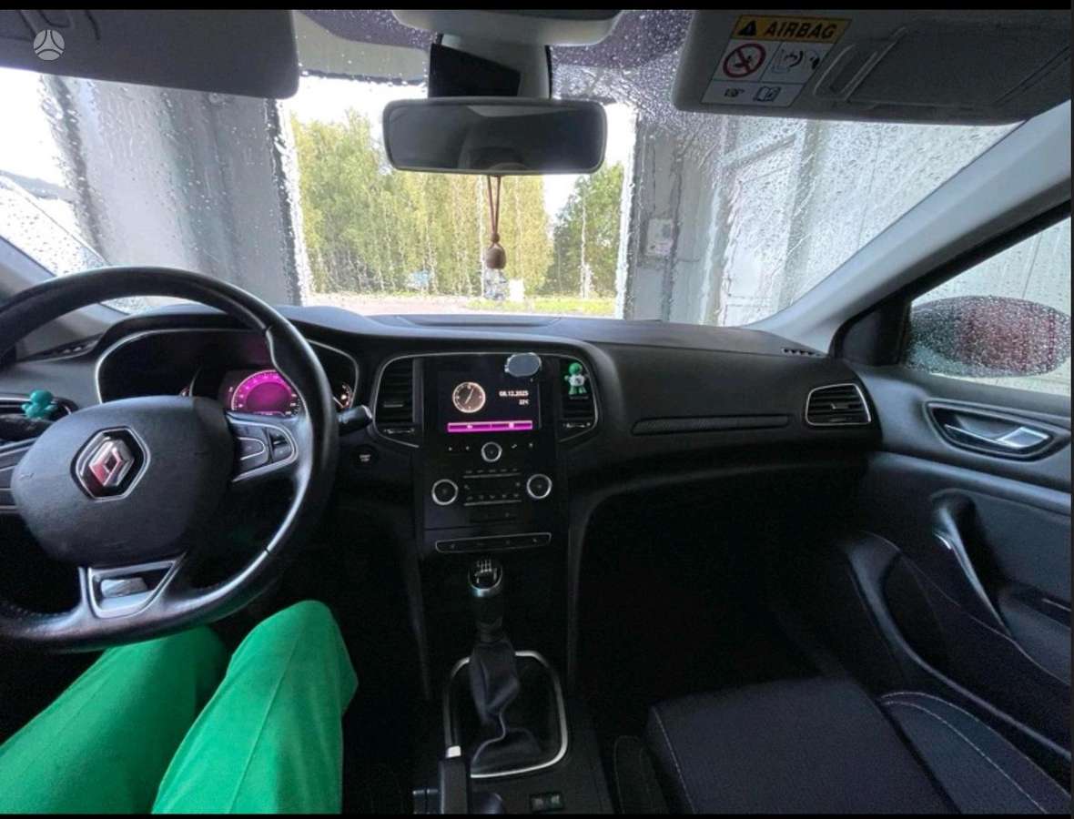 Renault Megane - 5