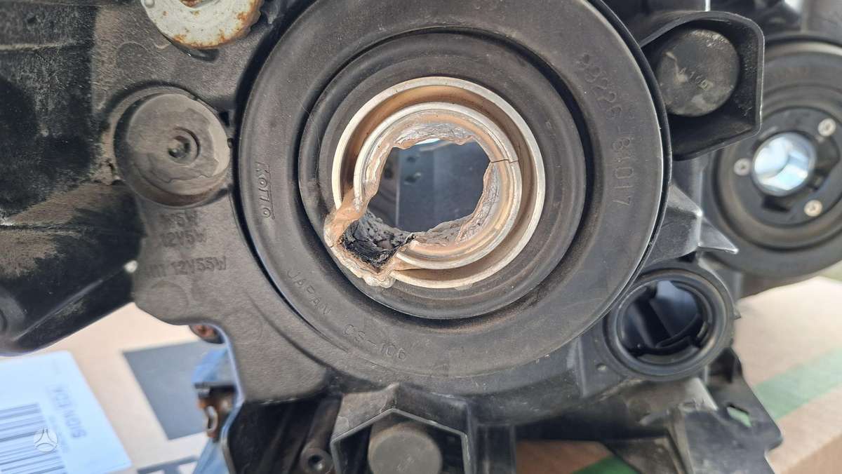 Toyota Prius lights