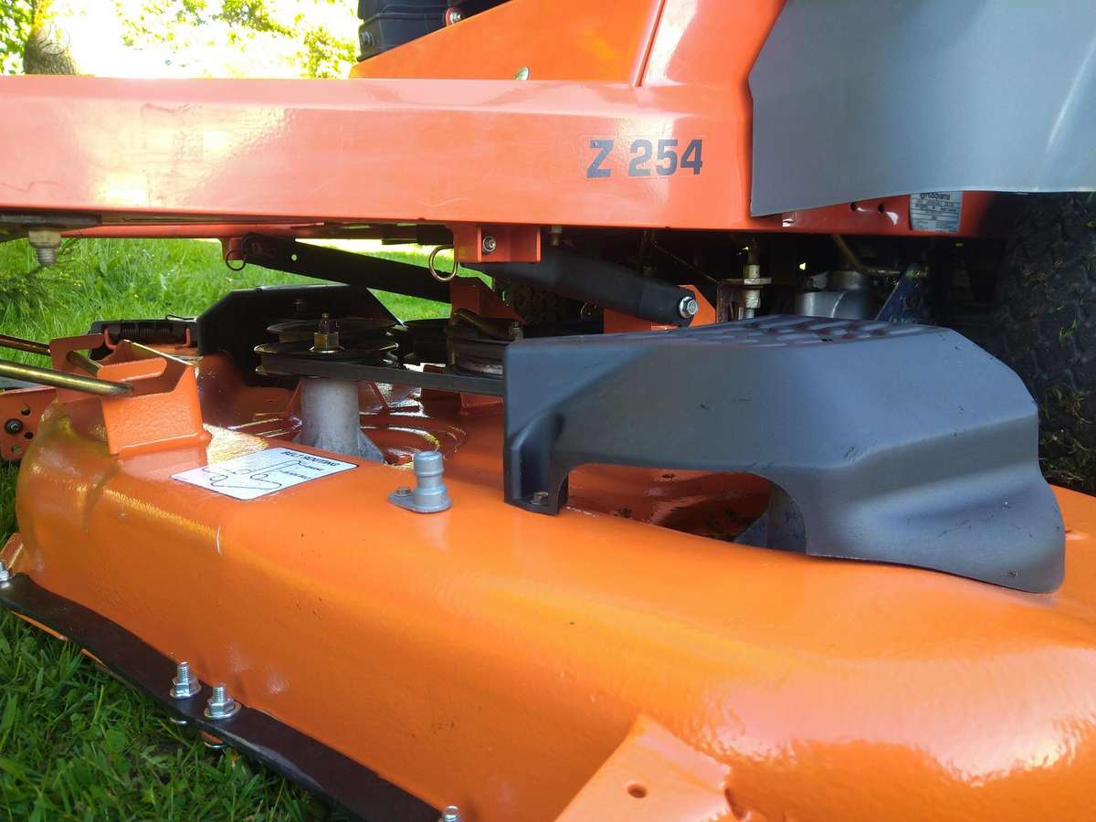 Husqvarna Z254, садовые тракторы